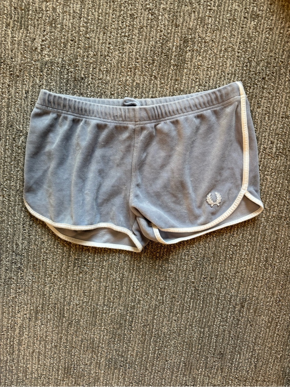 Fred Perry Gray Retro Dolphin Hem Lounge Shorts Women’s US 10 Athleisure Shorts